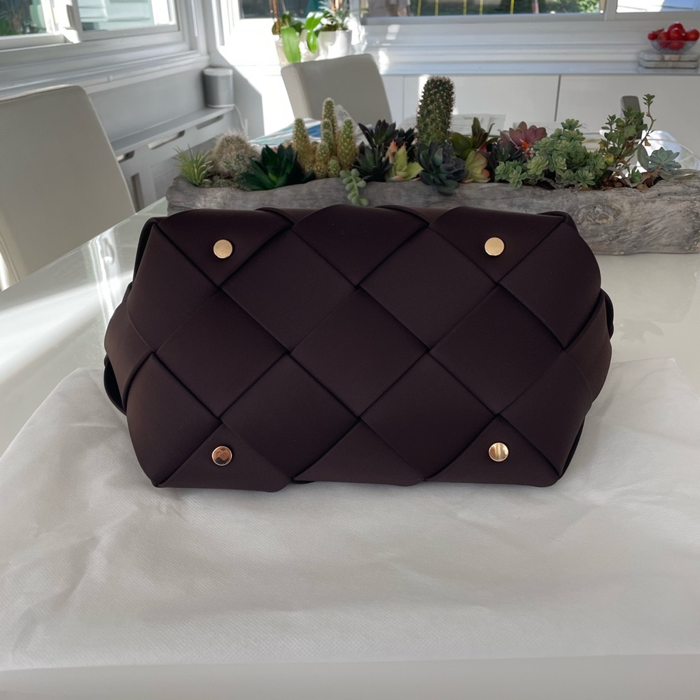 Sol and Selene “Resilience” Woven Neoprene Bag - Brown - NWT - Picture 7 of 9